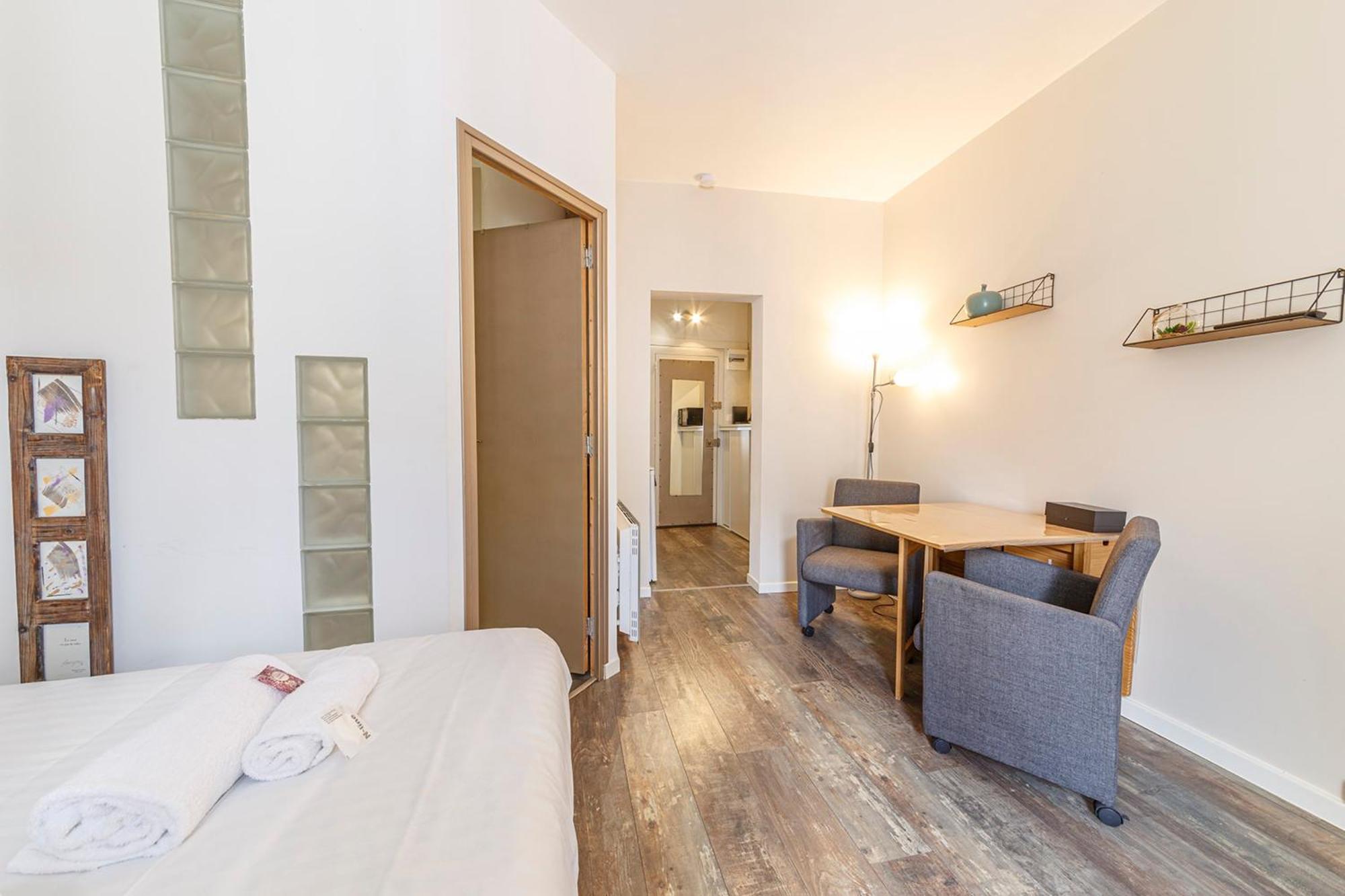 Le Garnier - Studio Au Coeur De La Doutre Apartamento Angers Exterior foto